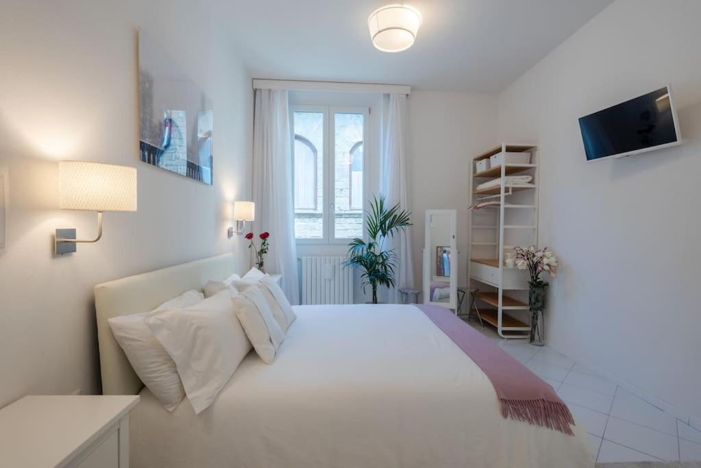 Belledonne Apartment-Hosted By Sweetstay Florence Ngoại thất bức ảnh