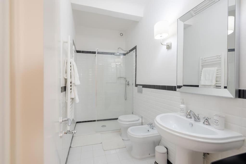 Belledonne Apartment-Hosted By Sweetstay Florence Ngoại thất bức ảnh